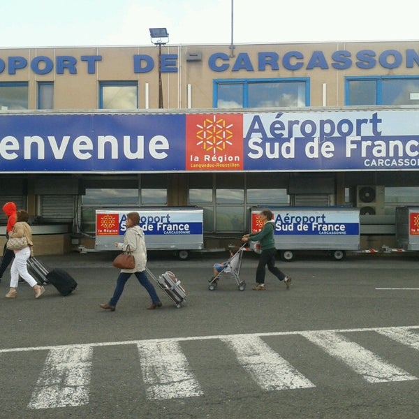 Снимок сделан в Aéroport de Carcassonne пользователем Cláudio C. 4/30/2014