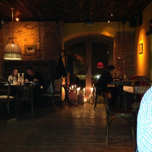 5/1/2013에 Denis B.님이 Пструг, хліб та вино에서 찍은 사진