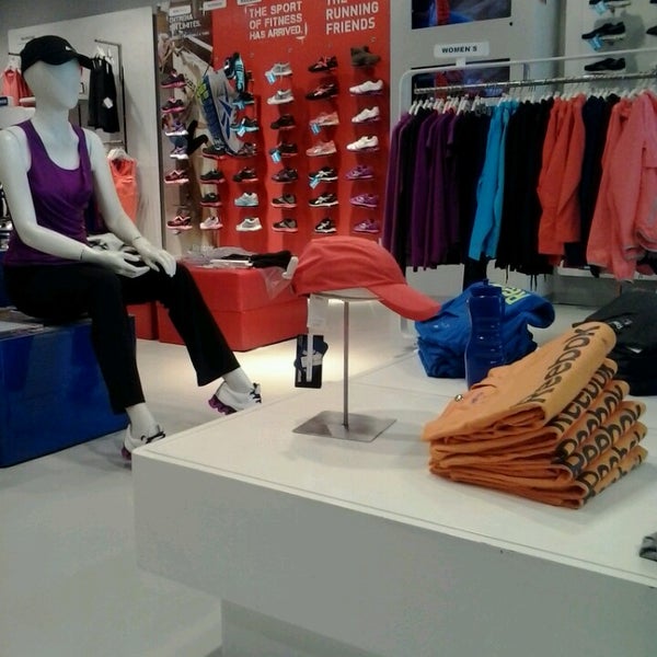 Reebok Store - San Miguel - San Miguel, Lima