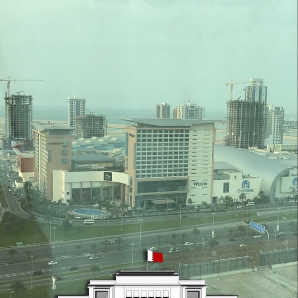 Foto tirada no(a) Hotel Ibis Seef Manama por Closed em 8/6/2018