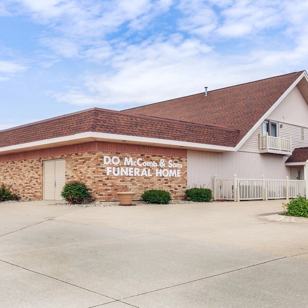 Photos at D.O. & Sons Funeral Homes Pine Valley Fort Wayne, IN