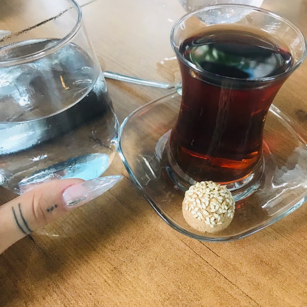 Foto diambil di Coffee Mokka oleh 🌼👑 pada 9/10/2019