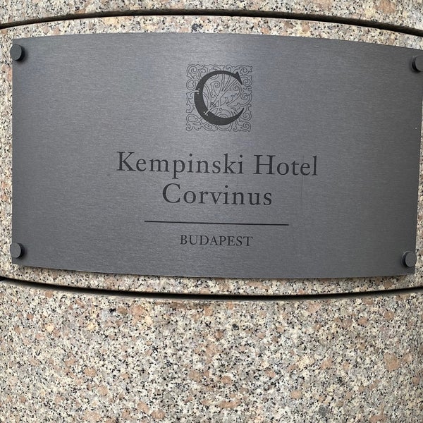 Photo taken at Kempinski Hotel Corvinus Budapest by Janner A. on 11/30/2022