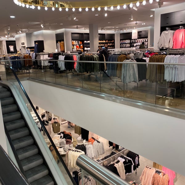 H&M - Clothing Store in City Centre