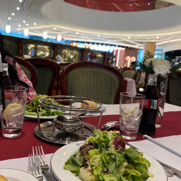 Photo prise au Entrecote Café de Paris par Asayel K. le1/1/2024