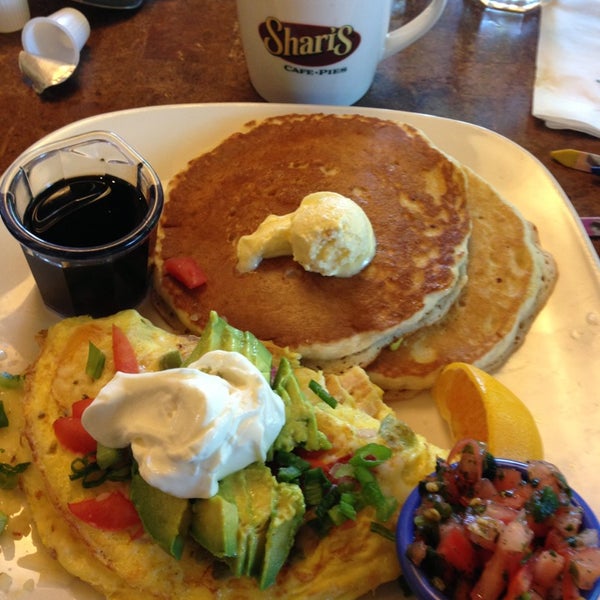 Photo taken at Shari&#39;s Cafe and Pies by John M. on 7/30/2013