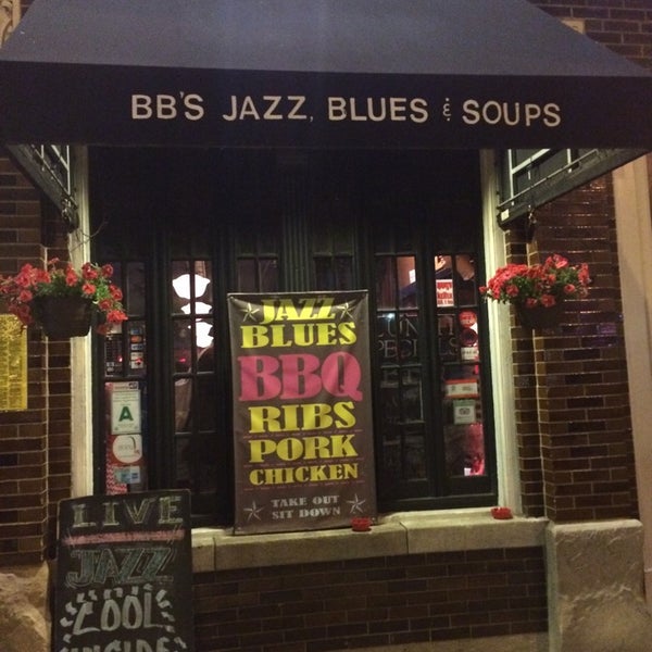6/28/2014 tarihinde Ebony T.ziyaretçi tarafından BB&#39;s Jazz, Blues &amp; Soups'de çekilen fotoğraf