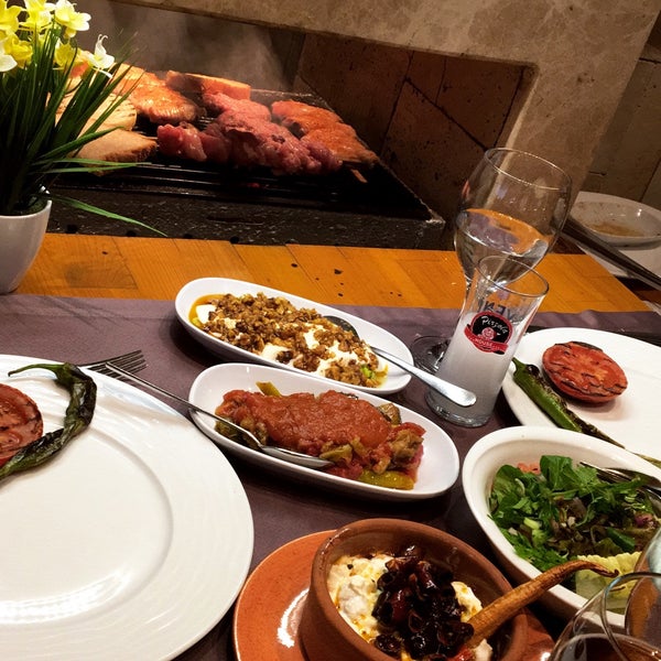 5/13/2018 tarihinde Burcu E.ziyaretçi tarafından Pirzola Steak House'de çekilen fotoğraf