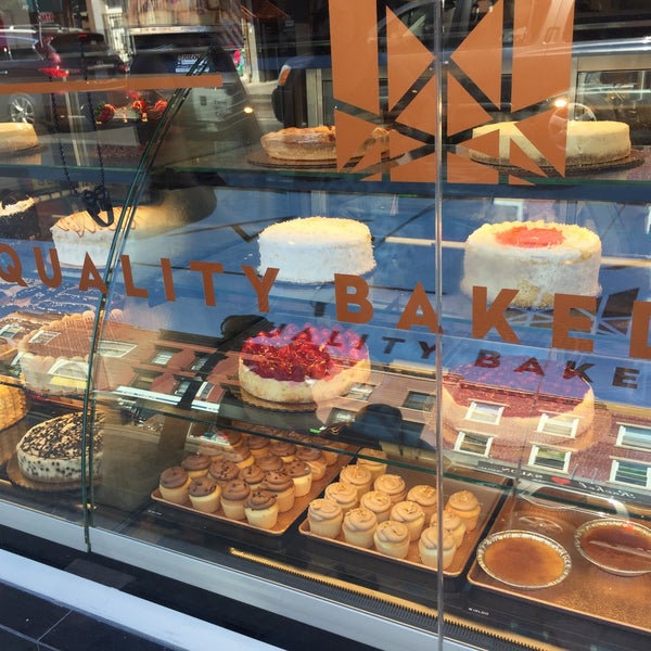 8/15/2015 tarihinde Colin M. F.ziyaretçi tarafından Mia&#39;s Bakery'de çekilen fotoğraf