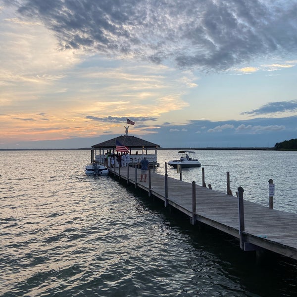 Photo taken at Fager&#39;s Island Restaurant and Bar by Hannah P. on 3/31/2021