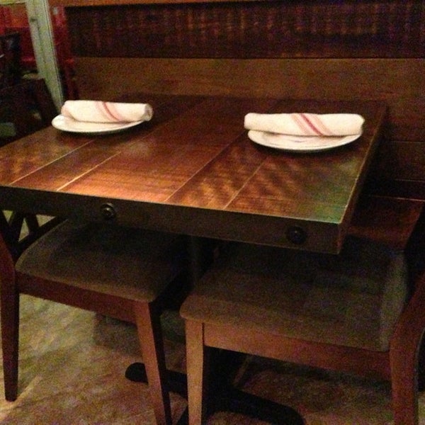 7/27/2013にKaty S.が13 American Tableで撮った写真