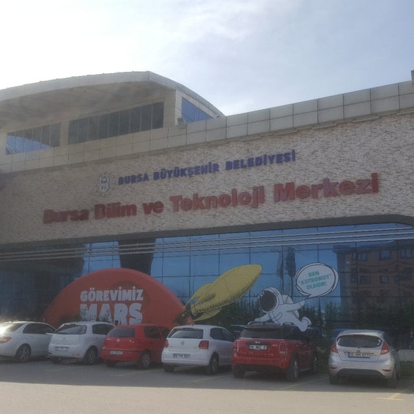 Foto scattata a Bursa Bilim ve Teknoloji Merkezi da Sukru M. il 3/10/2019