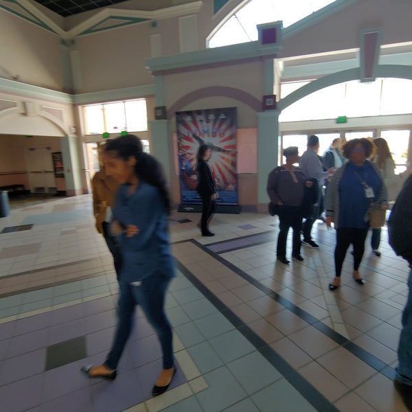 Photos at Regal Perimeter Pointe 42 tips from 5957 visitors