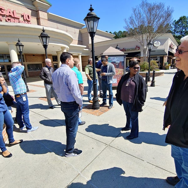 Photos at Regal Perimeter Pointe 42 tips from 5957 visitors