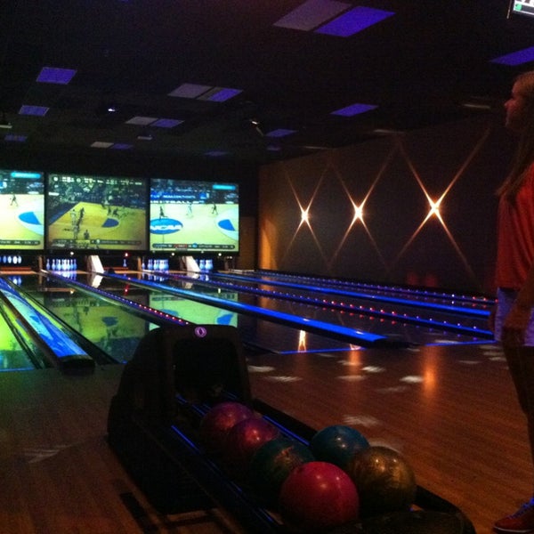Photo taken at Bowlmor by Stephen H. on 3/22/2013