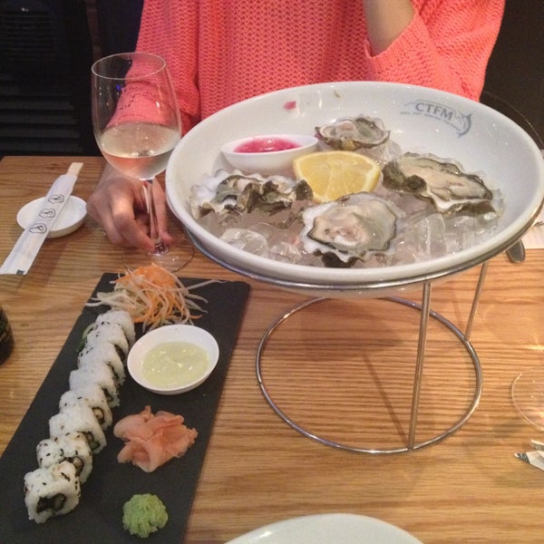 4/24/2013에 Dora S.님이 Cape Town Fish Market에서 찍은 사진