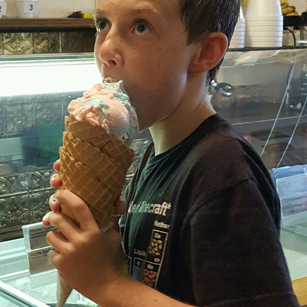 Photos at Scoops OldFashioned Ice Cream Store 99 W Plant St