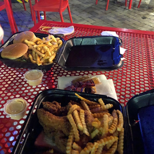 Photo taken at Dave&#39;s Hot Chicken by Aisha on 10/17/2020
