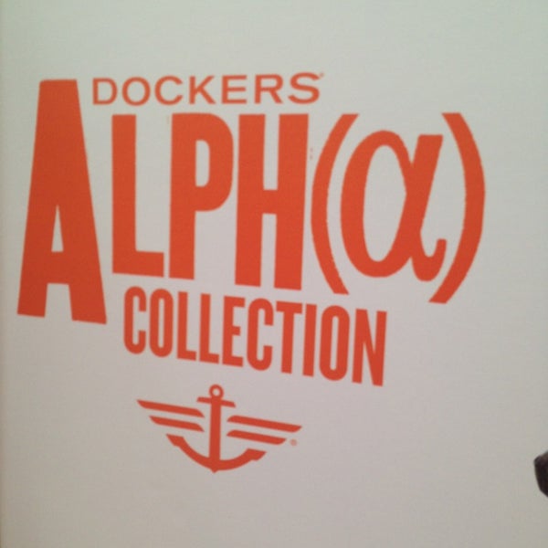 Photo taken at Alpha Store (Dockers) by turista31 on 9/3/2013
