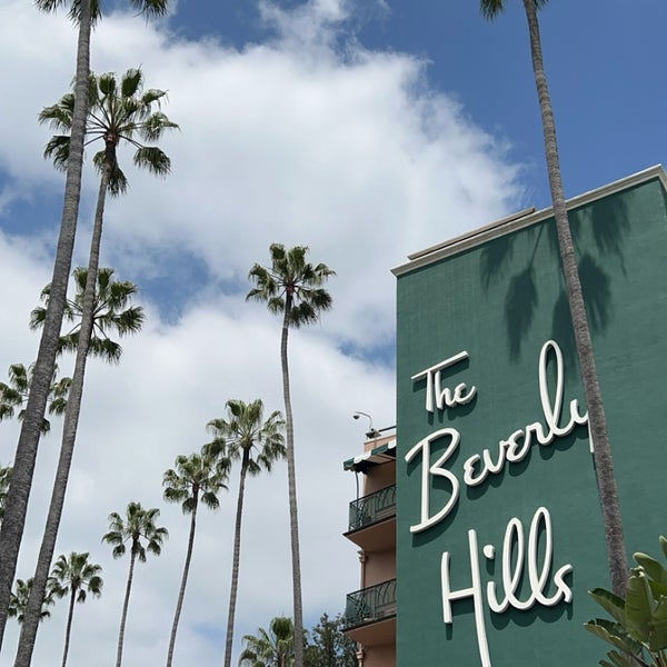 Photo taken at Beverly Hills Hotel by ABDULAZIZ on 5/19/2024