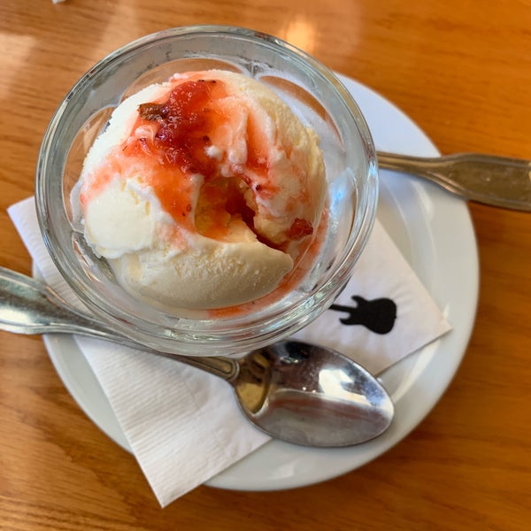 Hard Rock Cafe Guam - Theme Restaurant