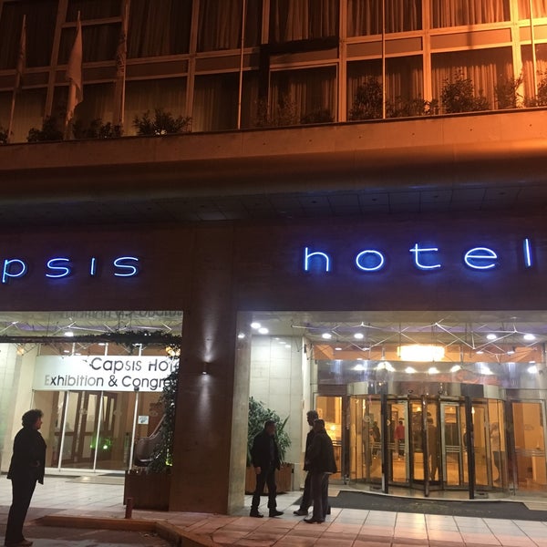 Das Foto wurde bei Capsis Hotel Thessaloniki von Murat Y. am 11/12/2016 aufgenommen