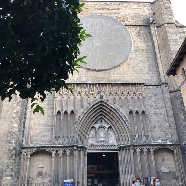Снимок сделан в Basílica de Santa Maria del Pi пользователем Nihan E. 3/25/2022