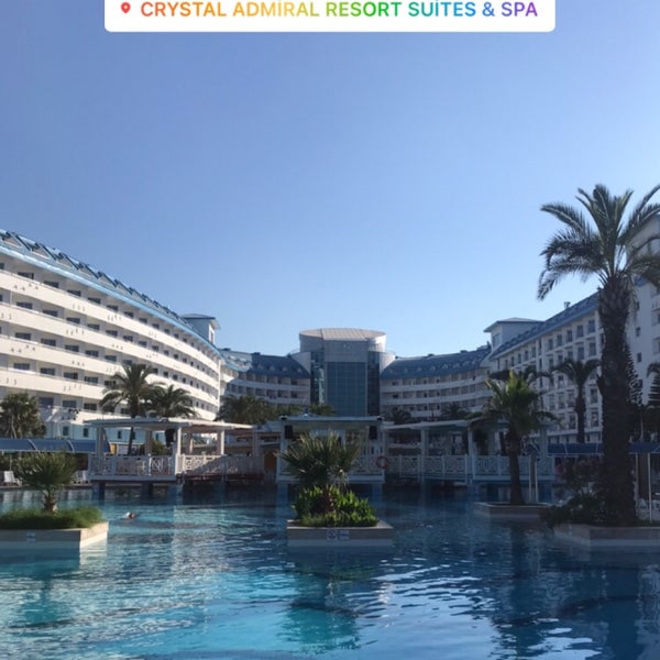 Снимок сделан в Crystal Admiral Resort Suites &amp; Spa пользователем Süleyman 7/19/2021