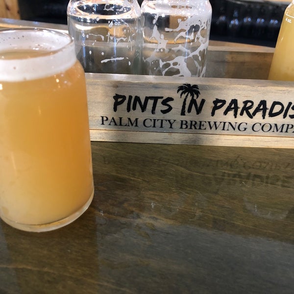 รูปภาพถ่ายที่ Palm City Brewing Company โดย Jim S. เมื่อ 11/23/2019