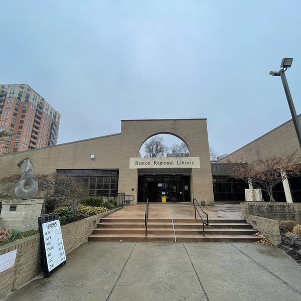 Reston Regional Library Library in Reston