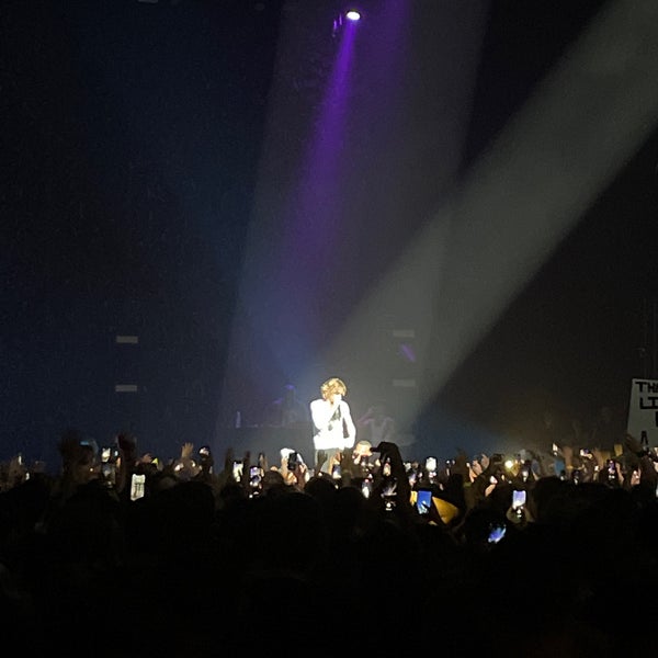 Das Foto wurde bei Hammerstein Ballroom von Chris L. am 8/13/2022 aufgenommen