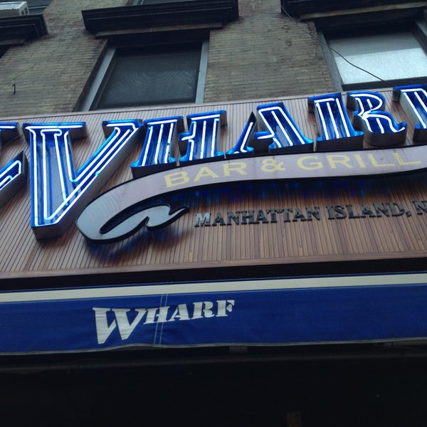 6/5/2013 tarihinde Mandyziyaretçi tarafından Wharf Bar &amp; Grill'de çekilen fotoğraf