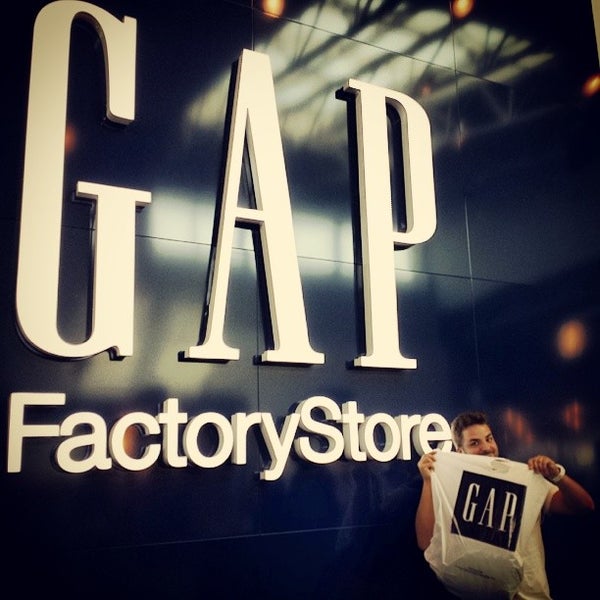 The Gap Outlet Store Clothing Store