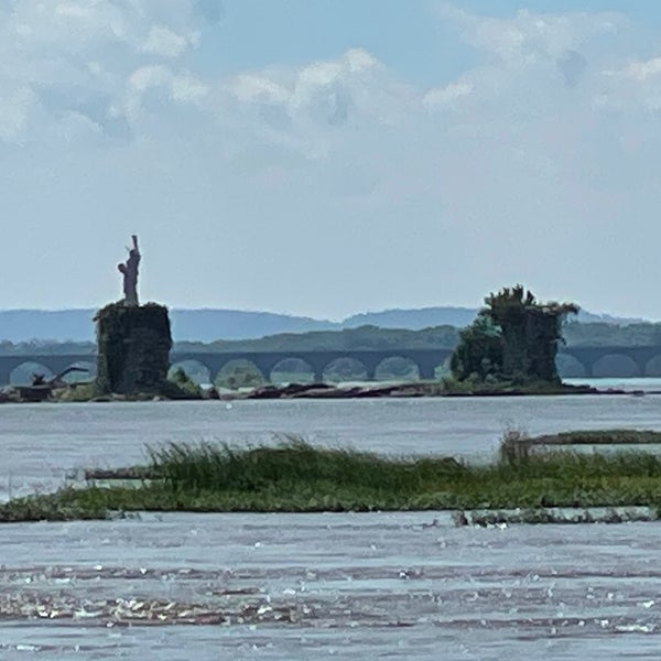 Susquehanna River Statue Of Liberty