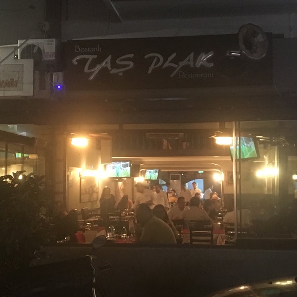 Foto tirada no(a) Taşplak Restaurant por Serkan E. em 10/21/2017