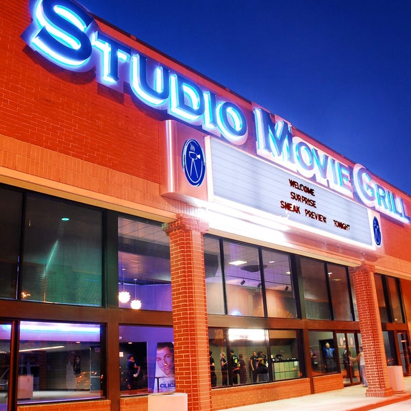 Photo taken at Studio Movie Grill Copperfield by Studio M. on 7/19/2018