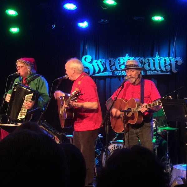 Foto tirada no(a) Sweetwater Music Hall por Lewis W. em 12/20/2016