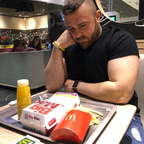 Das Foto wurde bei McDonald&#39;s von Mehmet cemalettin am 1/22/2019 aufgenommen