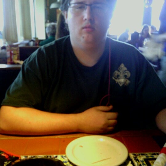 Photo taken at Chili&#39;s Grill &amp; Bar by ben s. on 12/23/2012