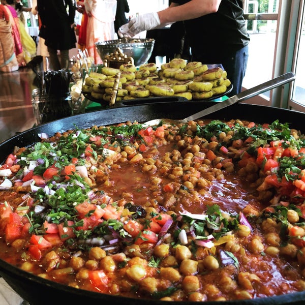 5/17/2019にDenise H.がNirvana Indian Cuisineで撮った写真