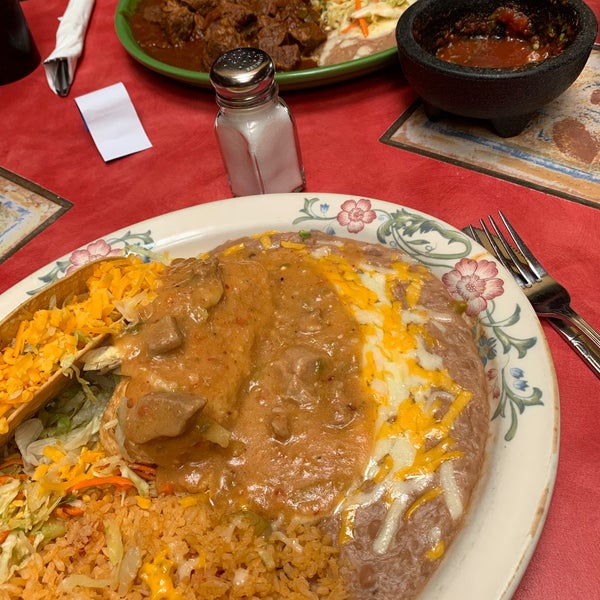 Chili Colorado and rellenos combo always good 👍