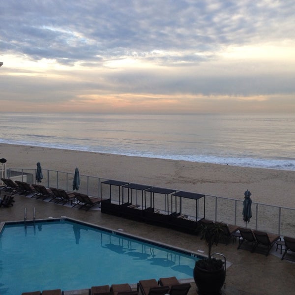 Photo taken at Beach Terrace Inn by Katia M. P. on 12/18/2013