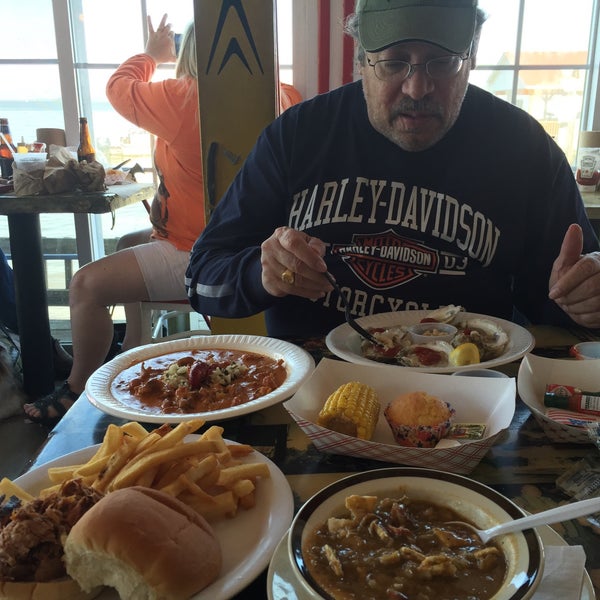 Photo taken at Tim&#39;s Rivershore Restaurant and Crabhouse by Freddie V. on 4/16/2016