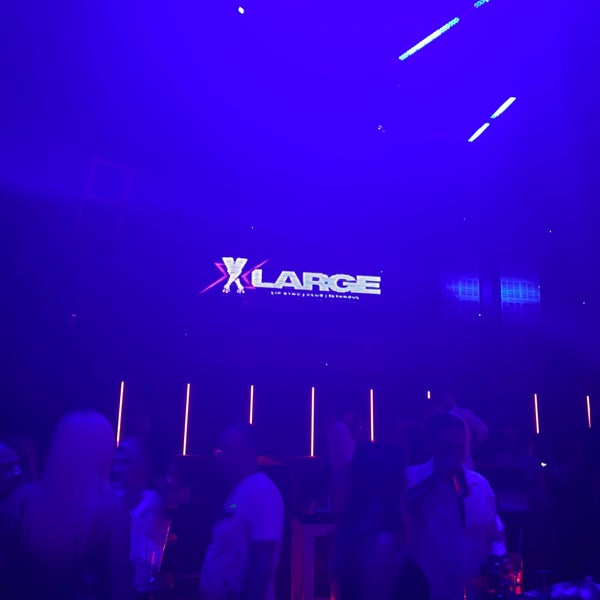 Photo taken at XLarge Club İstanbul by Emrah on 6/18/2022