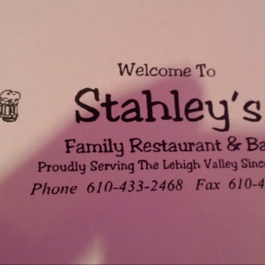Photo taken at Stahley&#39;s Bar &amp; Restaurant by Kevin L. on 1/18/2014
