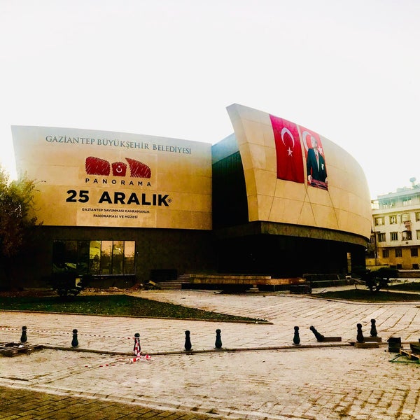 Das Foto wurde bei Kalealtı Çorbacısı Mehmet Usta von Melon Ş. am 12/21/2019 aufgenommen