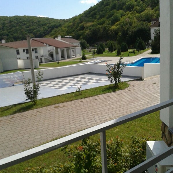 Усадьба круглое озеро