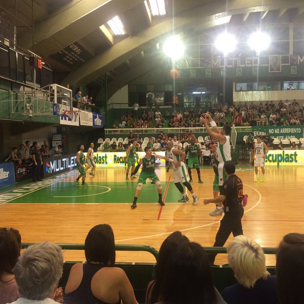 11 h  Estadio Ferrocarril Oeste. Sede Social- Federico G.Lorca