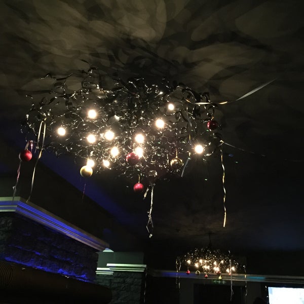 Foto scattata a Black Taverna Lounge da Руслан С. il 1/3/2015