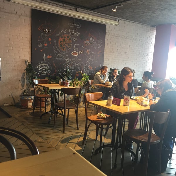 7/14/2017에 Сергей П.님이 zurzum cafe // цурцум кафе에서 찍은 사진